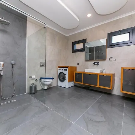 Villa Stone Homes