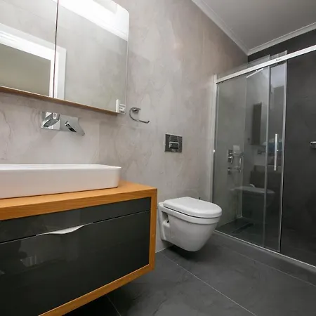 וילה Stone Homes מרמריס